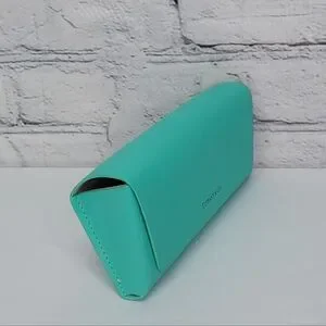 TIFFANY & CO. LEATHER EYE & SUN GLASSES HARD CASE IN SIGNATURE TIFFANY BLUE Tiffany & Co. | Accessories | Tiffany Co Leather Eye Sun  main image 3